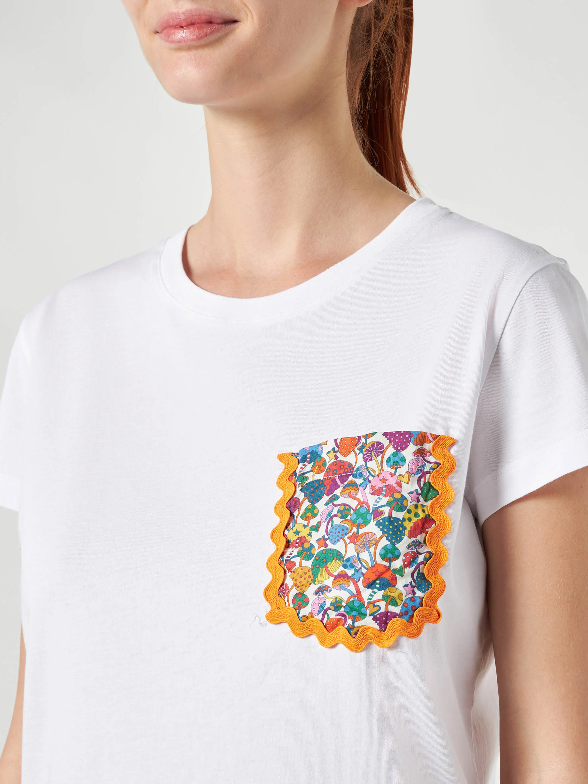 Dames katoenen T-shirt met zakje