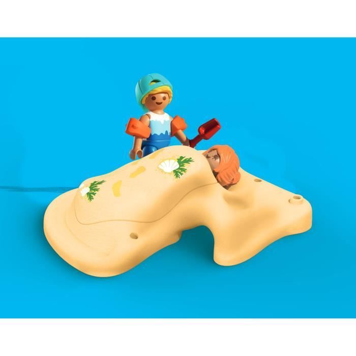 Playmobil 71906 Family playing in the sand at the beach, My Life Beach Vacation, 46 pieces, ages 4+
