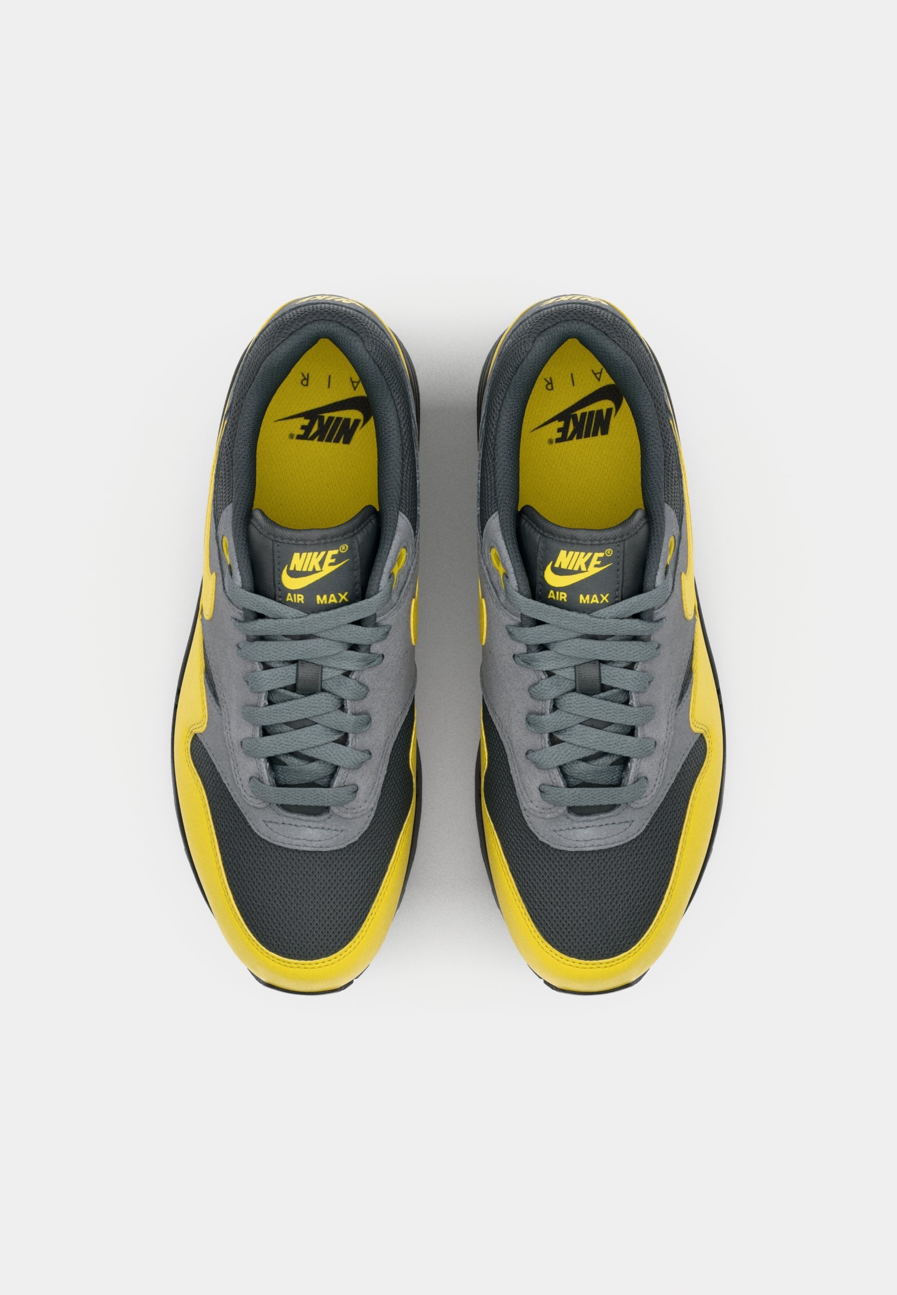 Baskets basses Nike Sportswear
