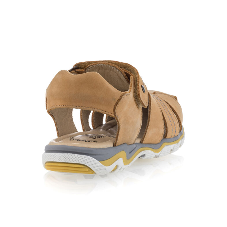 Sandalias amarillas para niño / Zapatos de punta abierta