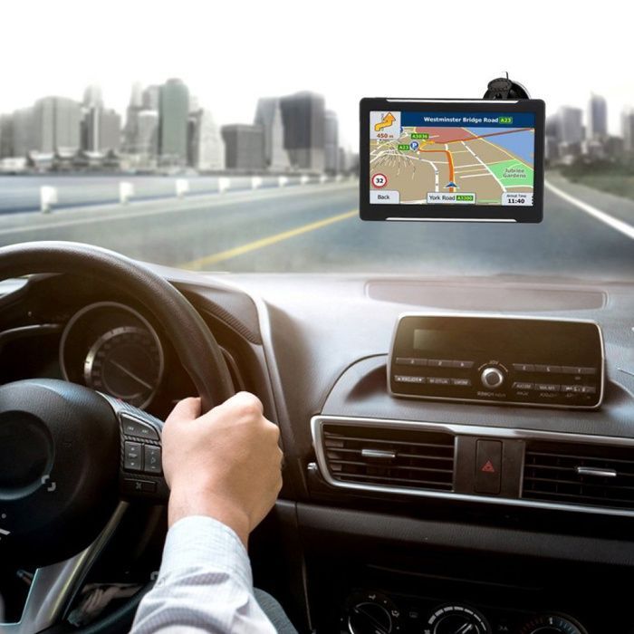 GPS para coche con pantalla táctil de 7 pulgadas, guía por voz, semáforos y soporte de adsorción, para coches, camiones y vehículos pesados.