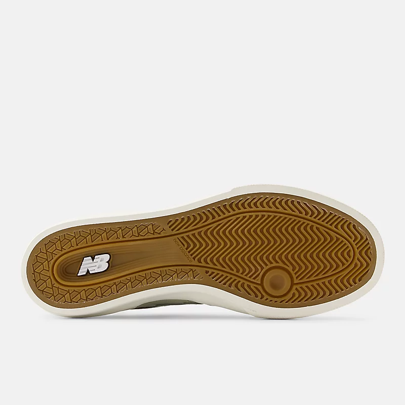 Męski NB Numeric 272 - Ciemny kamuflaż z oliwinem