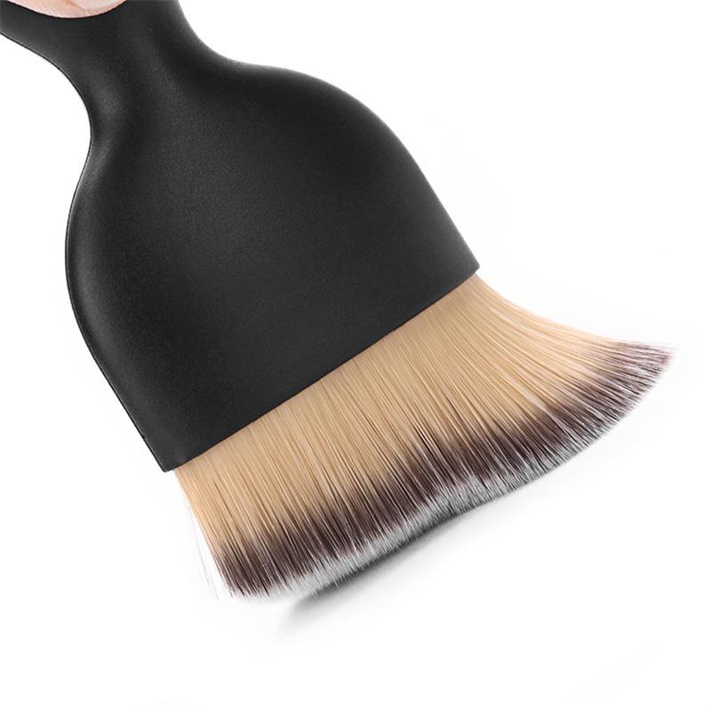 Pennello per crema-polvere-blush a forma di S, ondulato e curvo, portatile, con setole sintetiche per trucco e cosmetici.