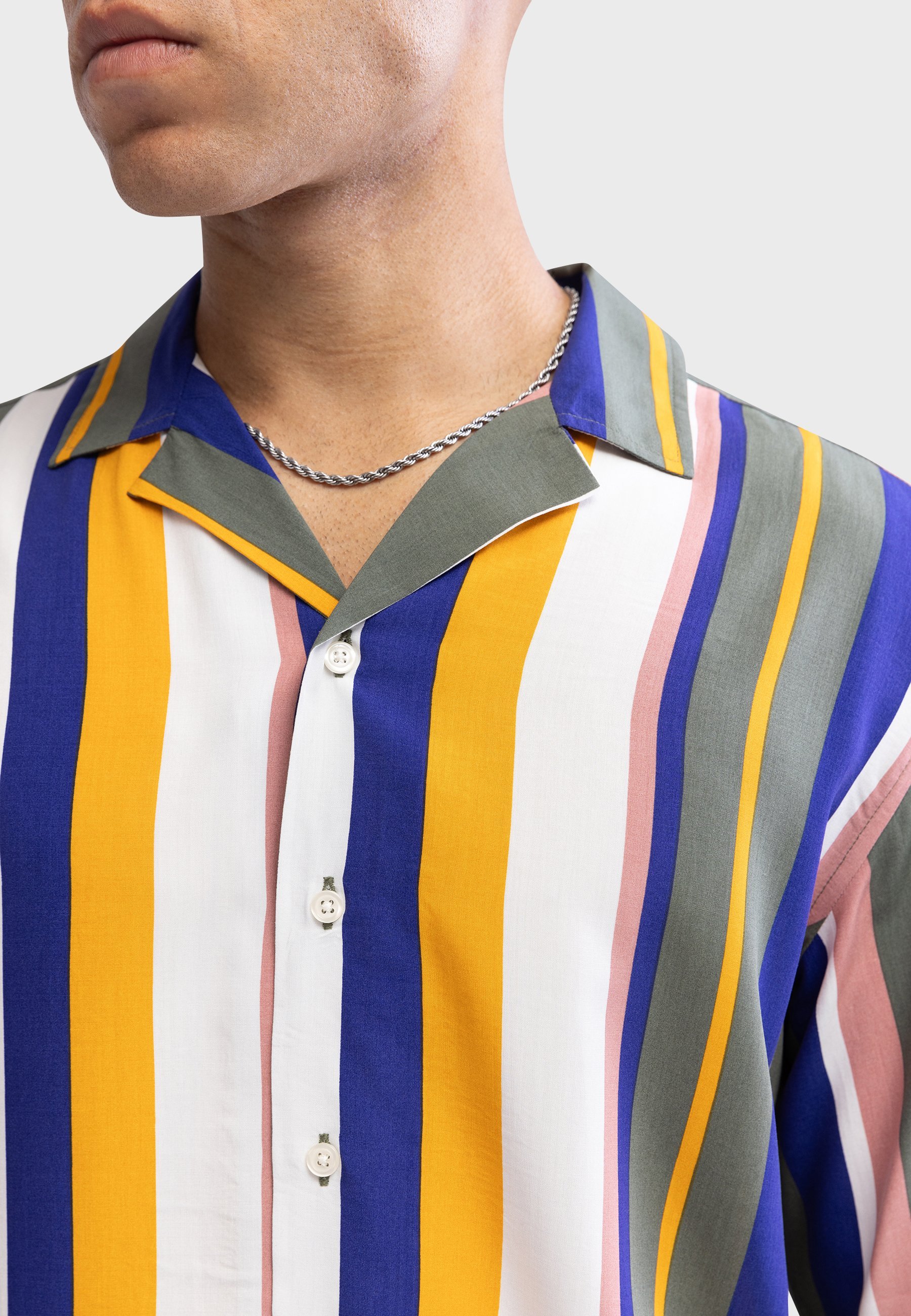 Redefined Rebel LUKE - Särk - pardiroheline