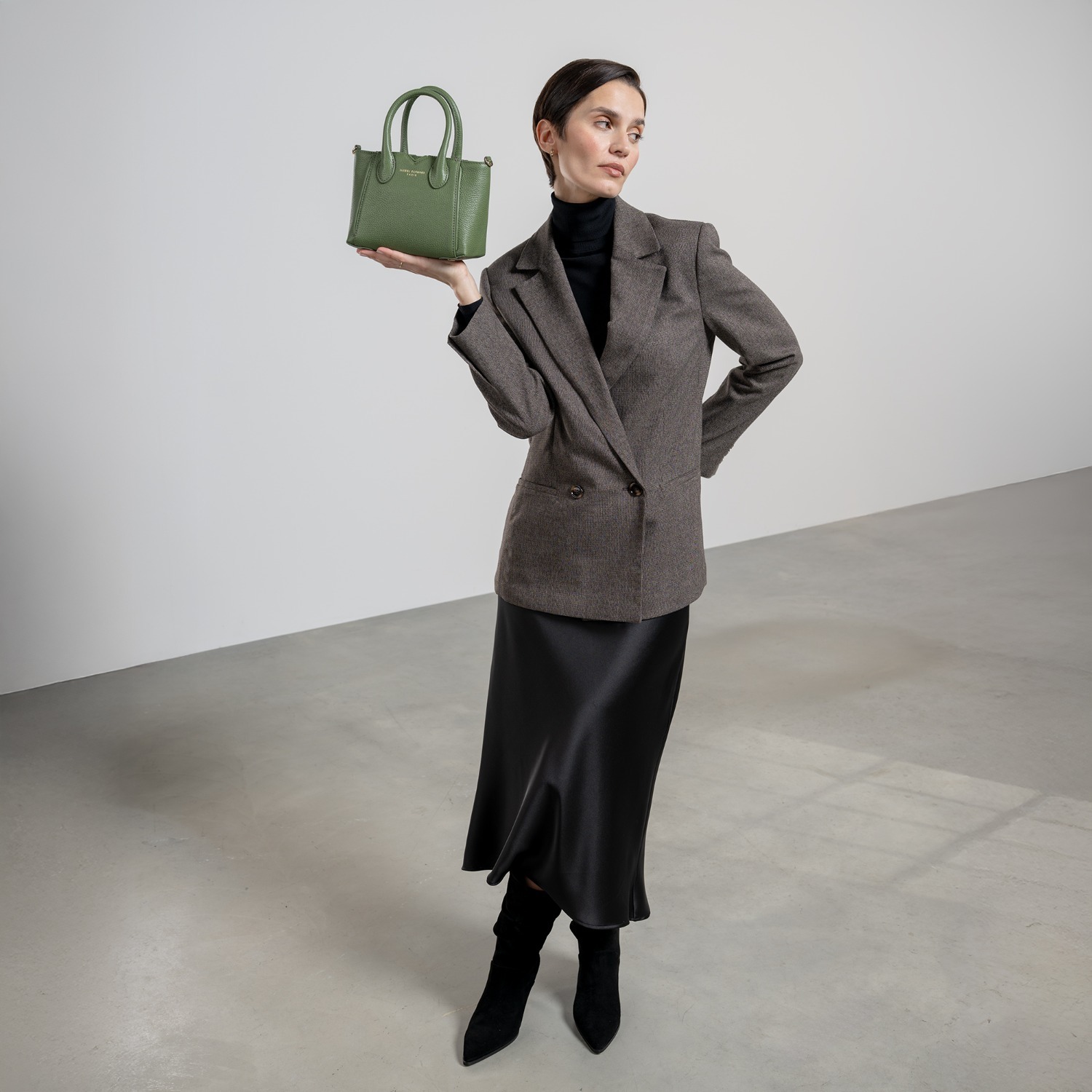 Isabel Bernard rankinė, modelis Honoré Cloe Mini, kupranugario odos, 1 vnt.