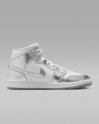 Air Jordan 1 Mid SE Women's Shoes