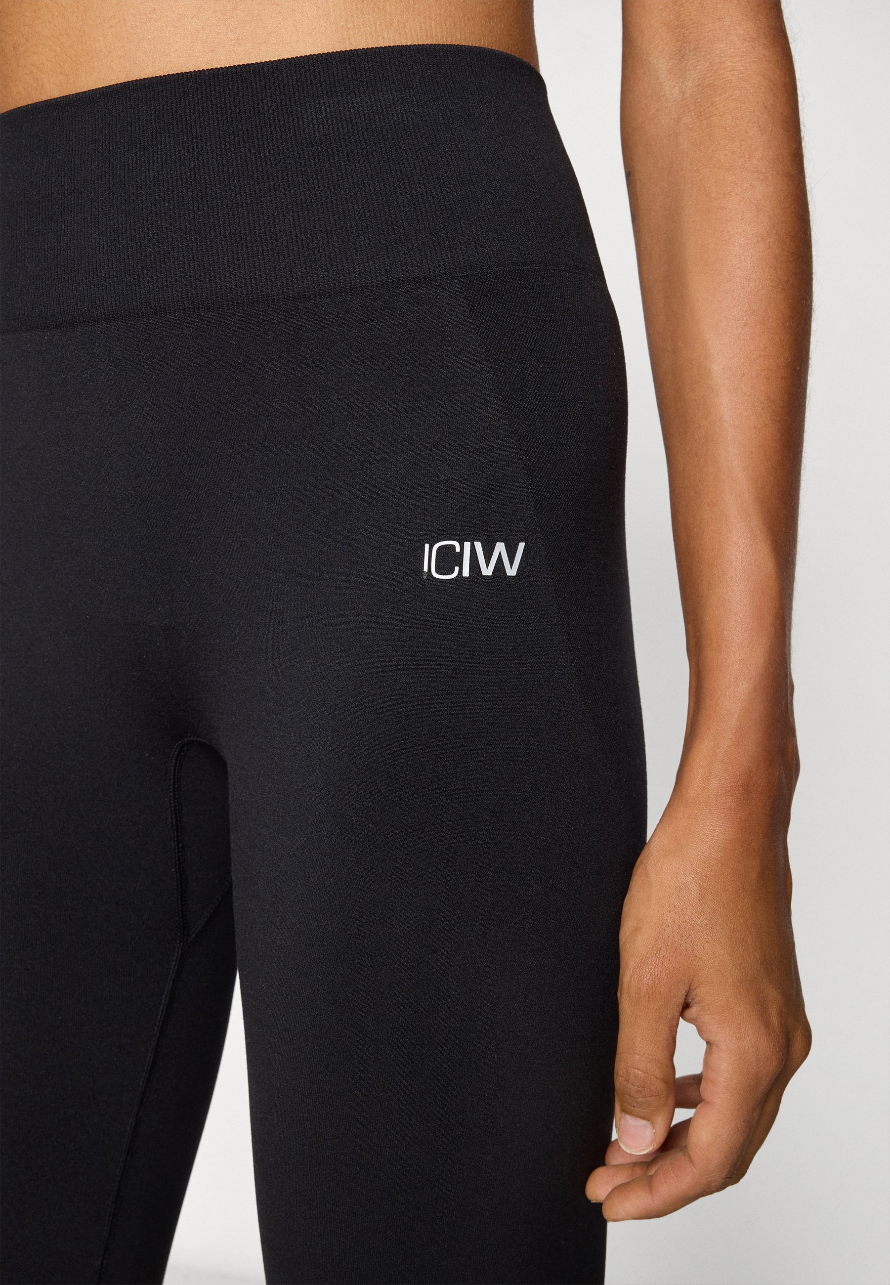 ICANIWILL SMOOTH SEAMLESS - Leggings - noirs