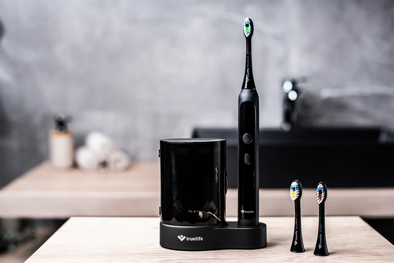 Sonický zubní kartáček TrueLife SonicBrush K150 UV