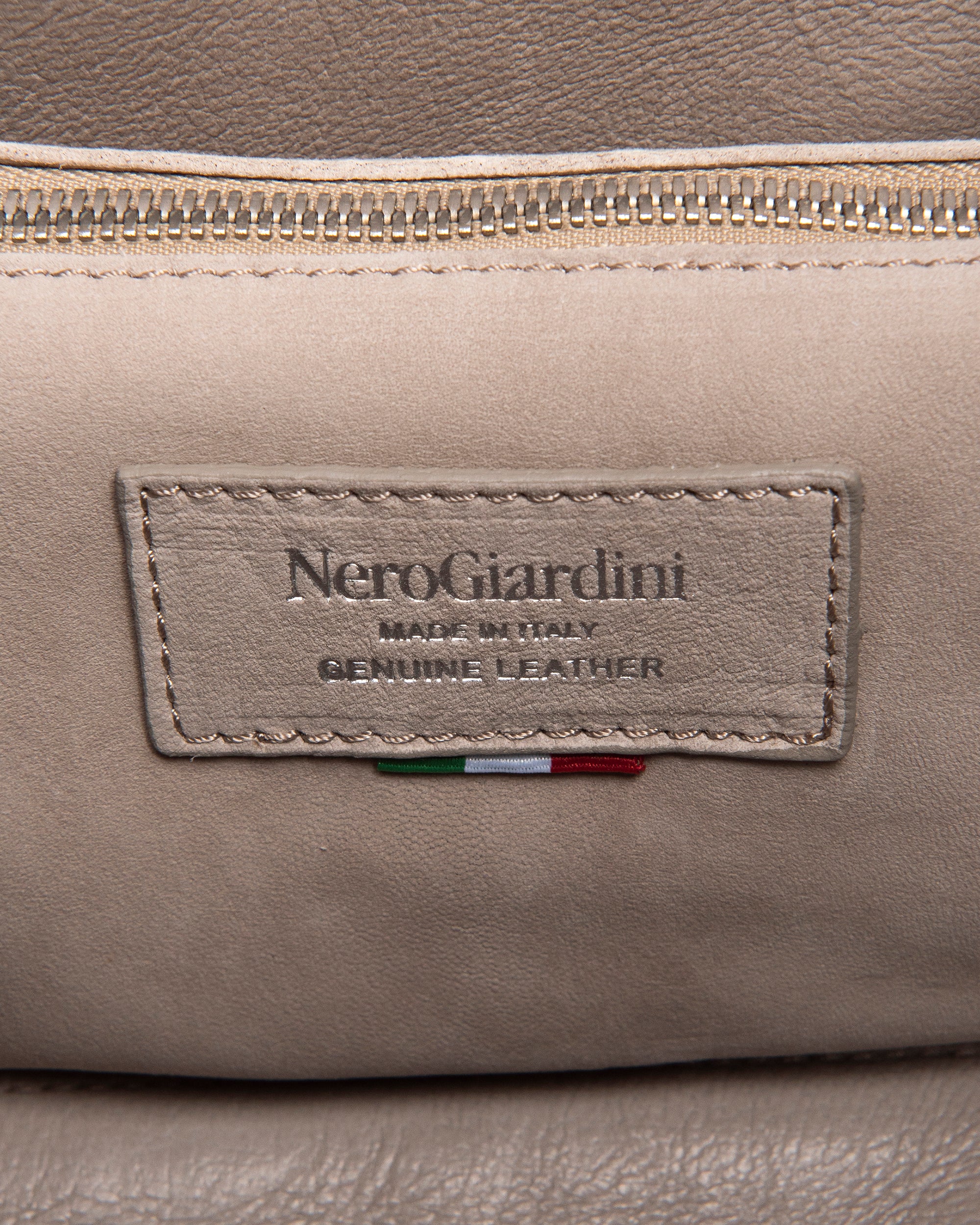  Naisten nahkainen ämpärilaukku