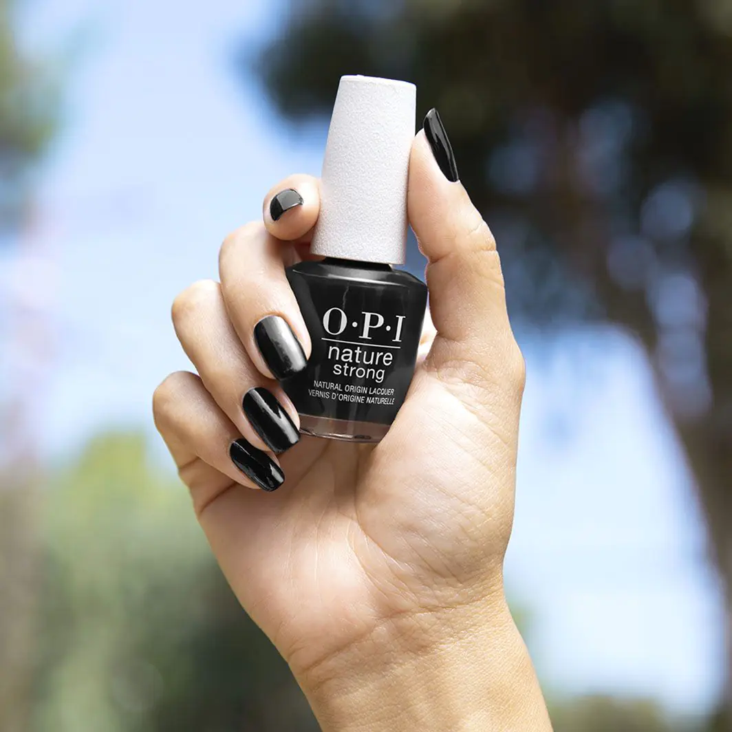 Opi Nature Strong Lakier do paznokci Onyx Skies 15ml