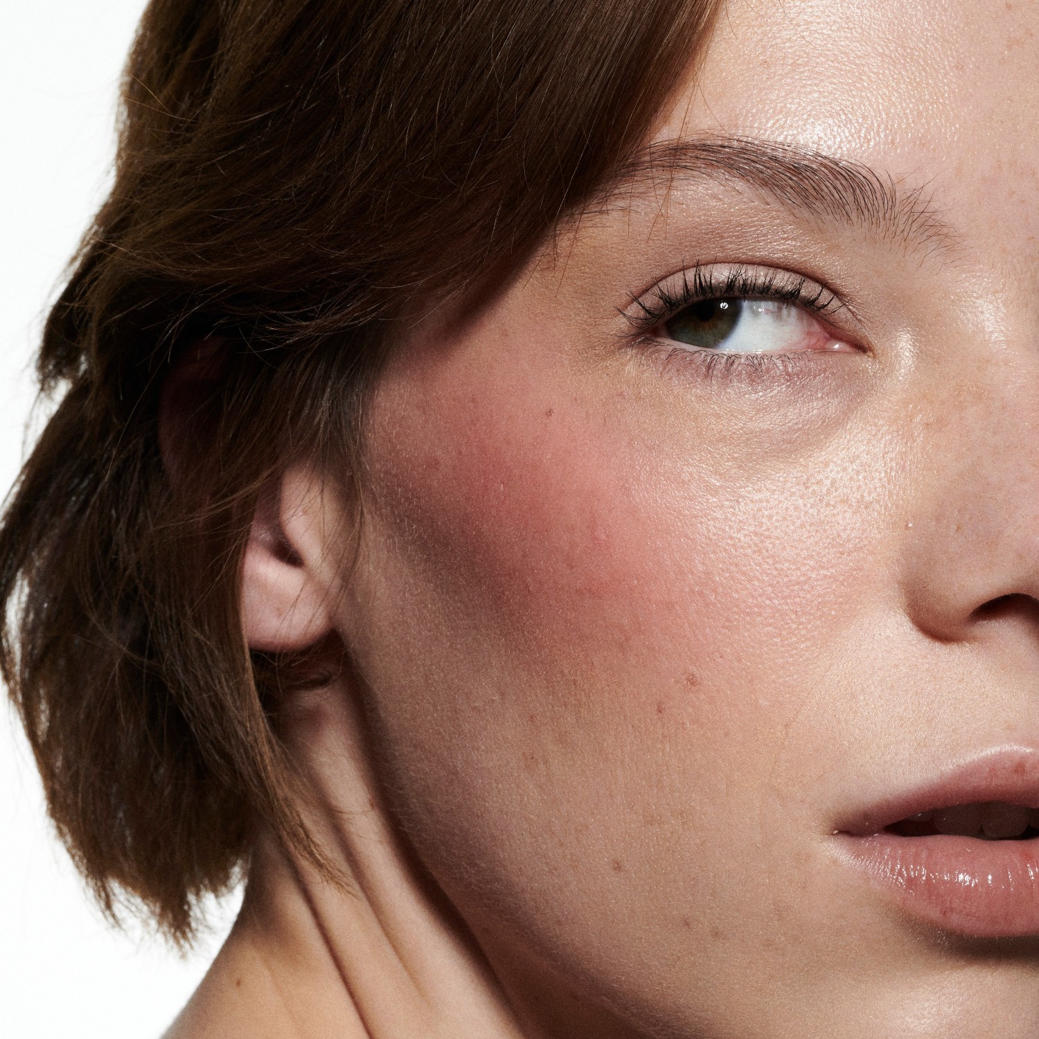 MAC Blush Strobe Strobe Beam tečno rumenilo - 4,3 ml