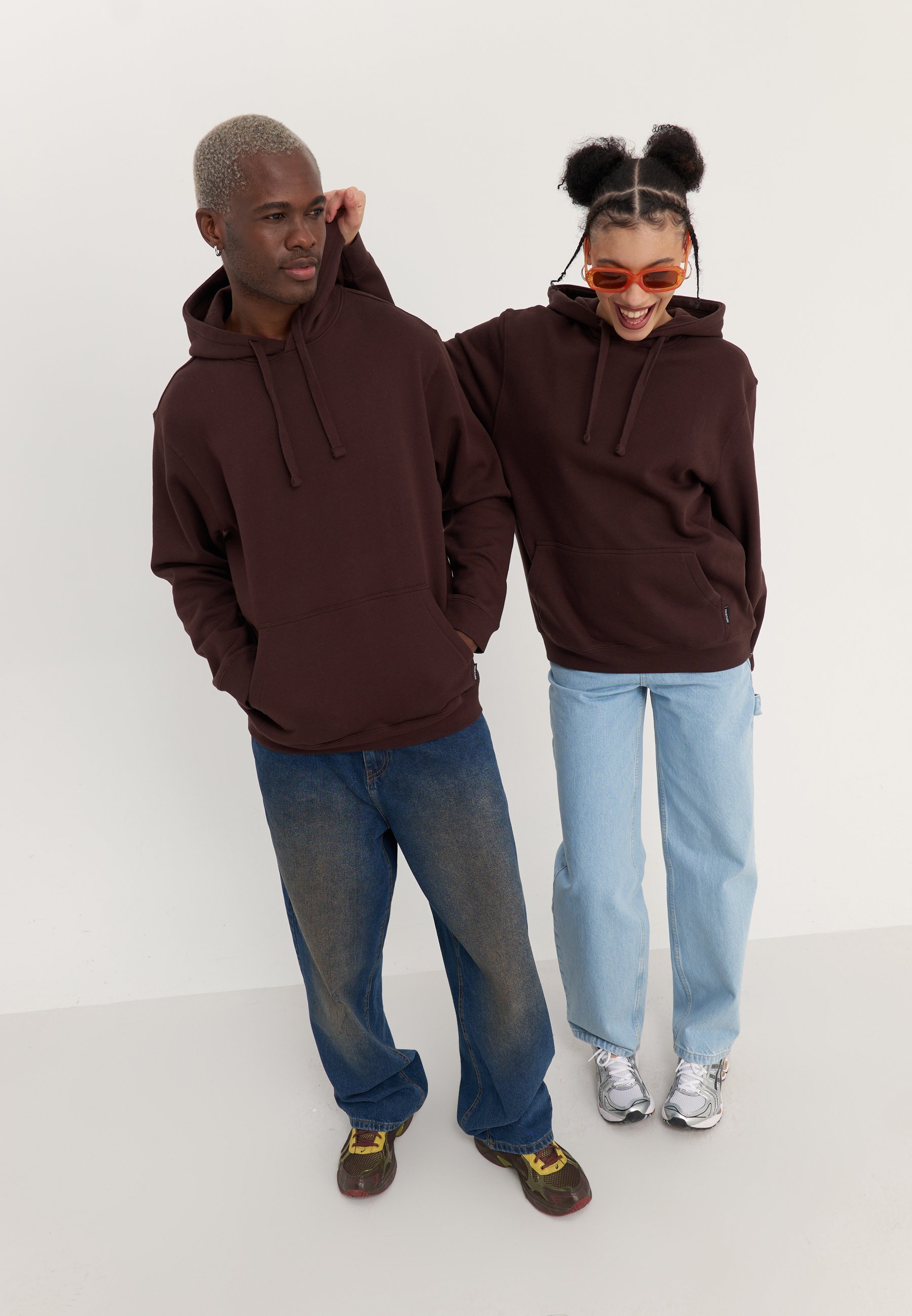 YOURTURN UNISEXE - Sweat à capuche - marron