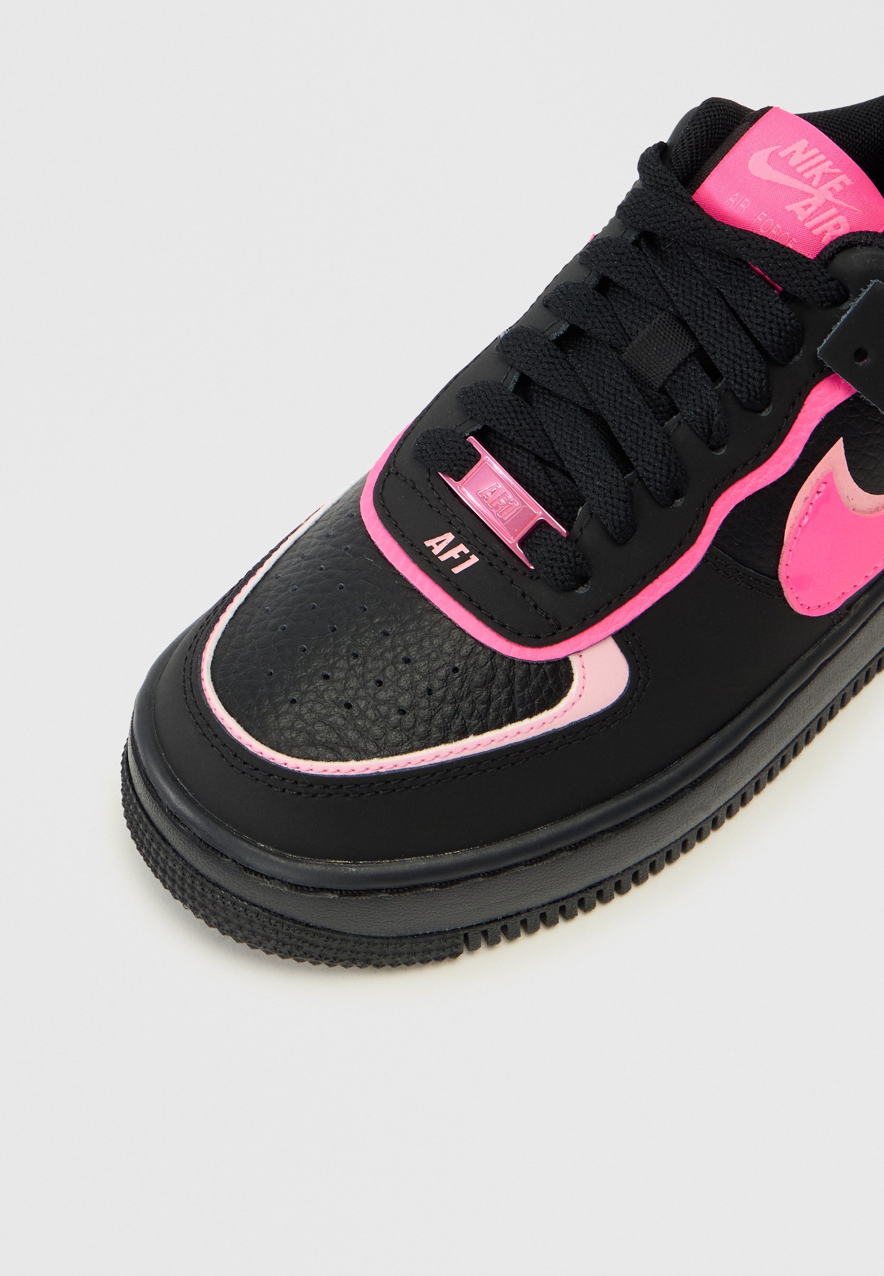 Niskie buty sportowe Nike Sportswear