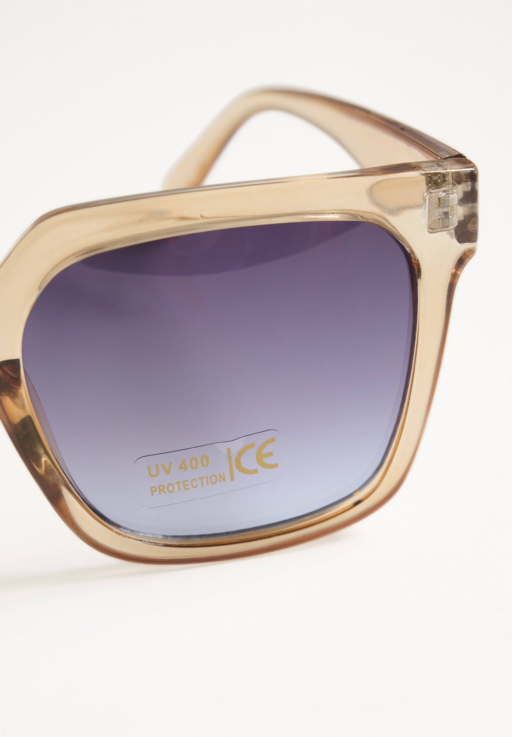 Część druga SADIKAPW SG - Okulary przeciwsłoneczne - krem kość słoniowa