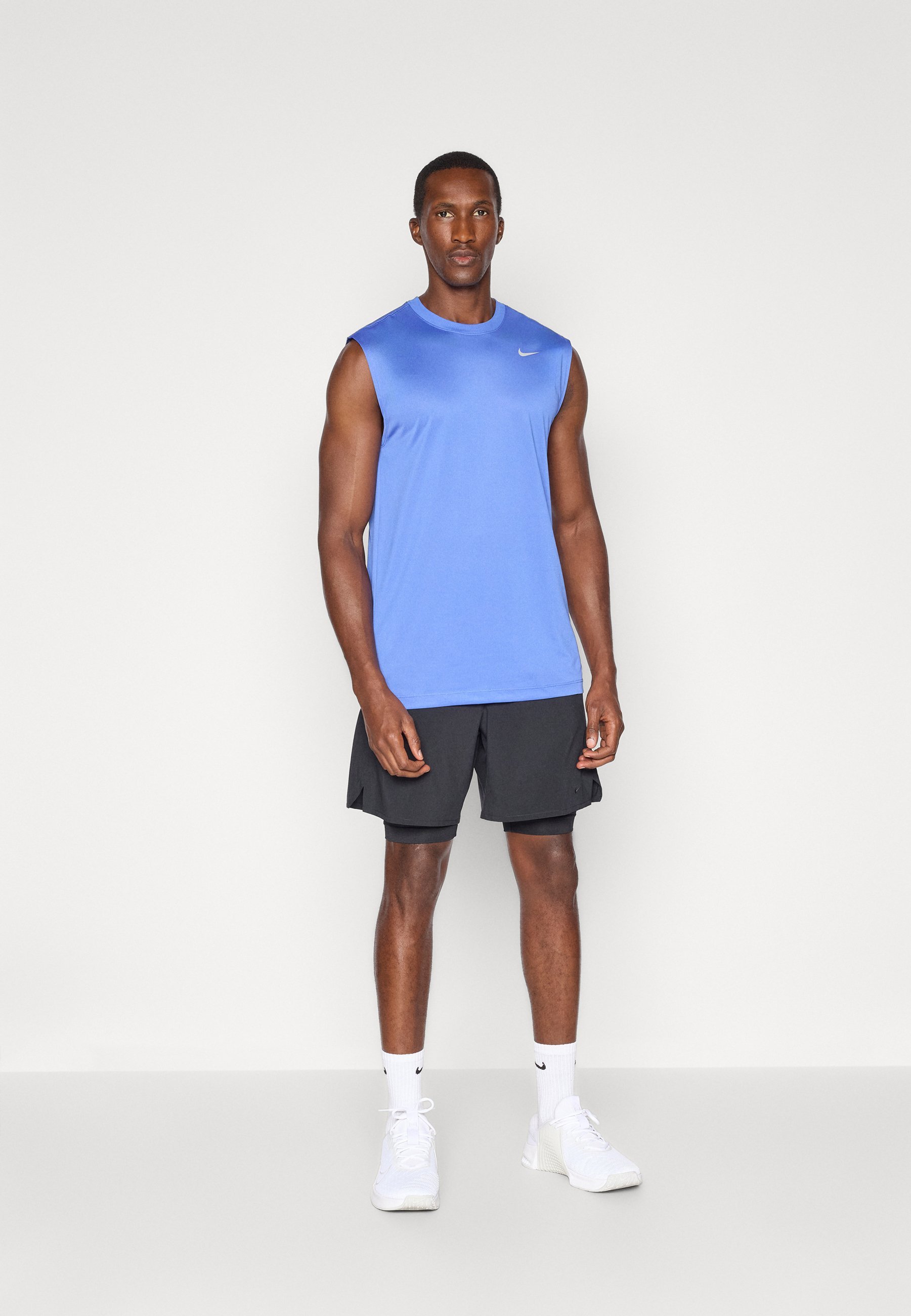 Koszulka Nike Performance TEE RESET - Top - kometowy błękit/matowy srebrny
