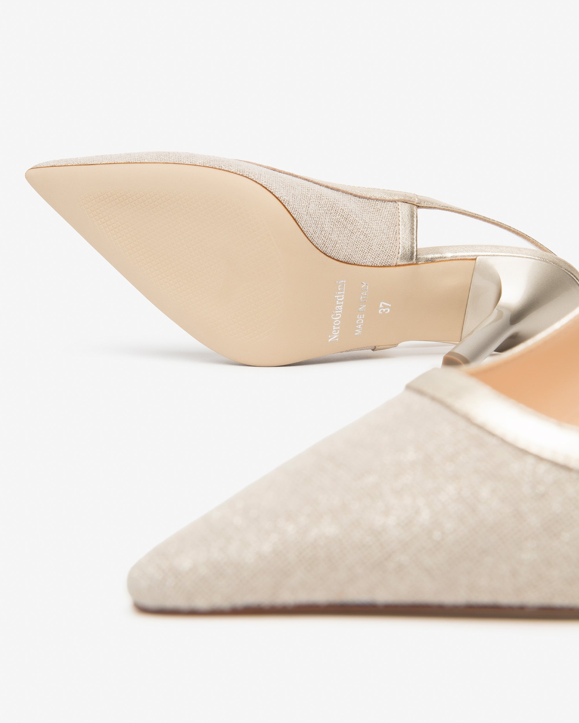  Damen-Slingback aus Stoff und Leder