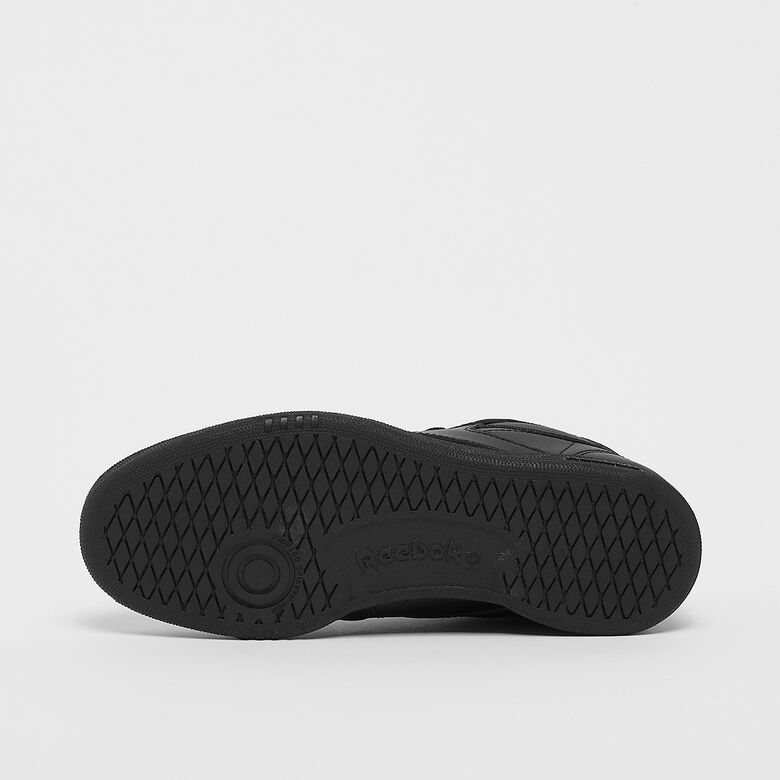 Sneaker Club C