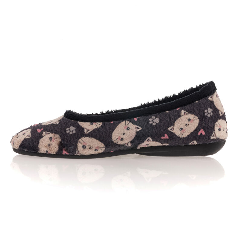 Pantuflas negras para mujer
