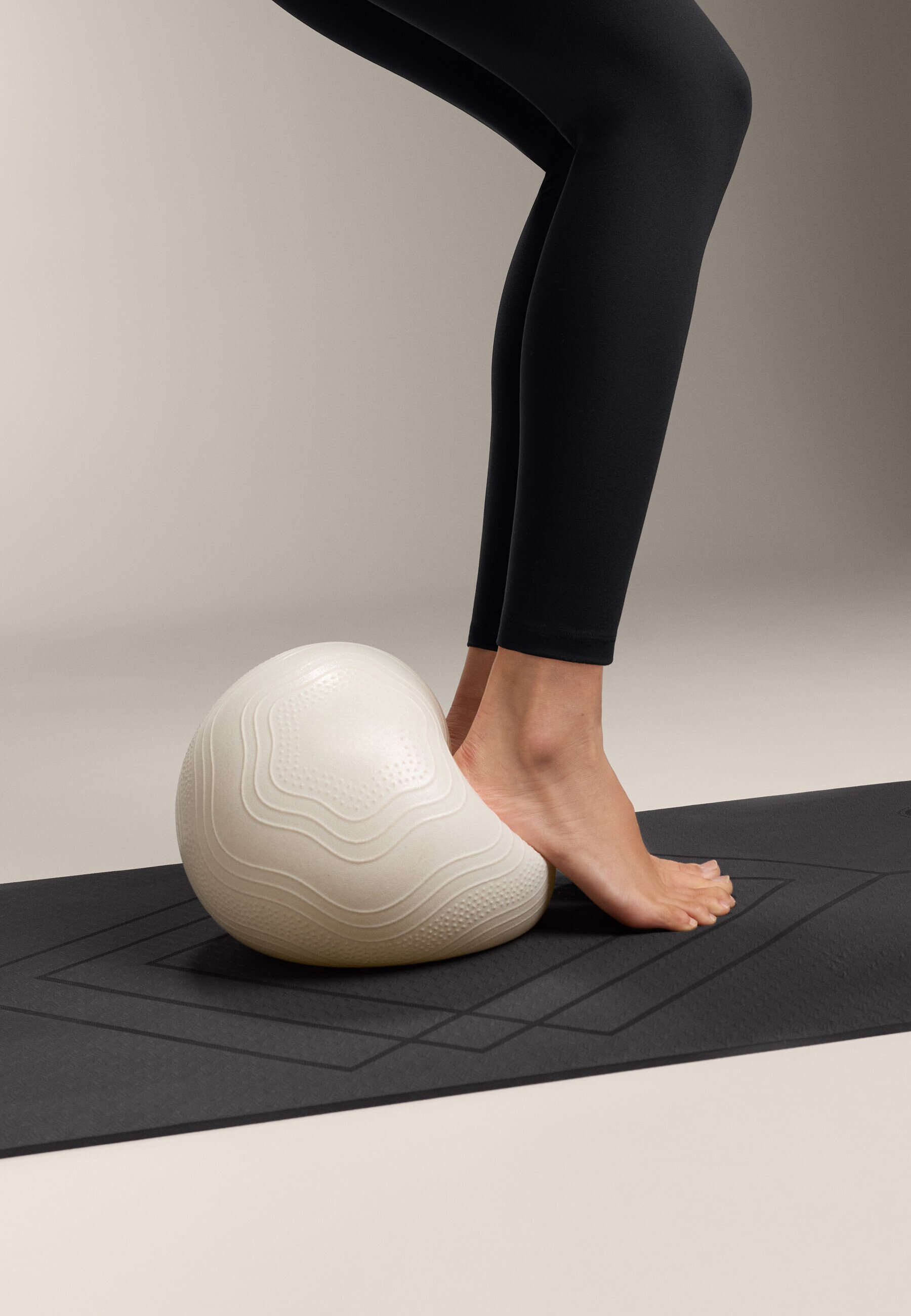 OYSHO COMFORTLUX SUPER HIGH RISE ENKELLENGTE - Leggings - zwart
