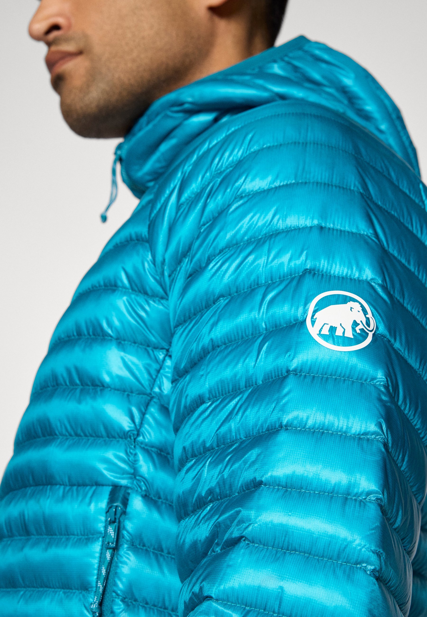 Mammut AENERGY HOODED JACKET MEN - Kurtka puchowa - głęboki turkus/czarny