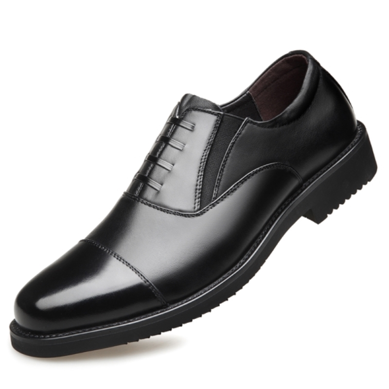 Sapatos masculinos de couro genuíno de alta qualidade, novos tamanhos 38 a 44, pretos, macios, para negócios e ocasiões formais.