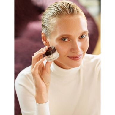 Ahava Extrémně zpevňující oční krém 15 ml