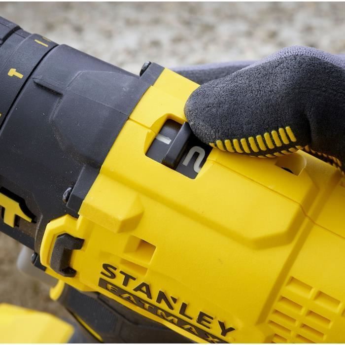 Taladro/atornillador de impacto inalámbrico - 18V - STANLEY FATMAX V20 - SFMCD711D22-QW - Sin escobillas - 50Nm - 2 baterías de 2Ah + cargador
