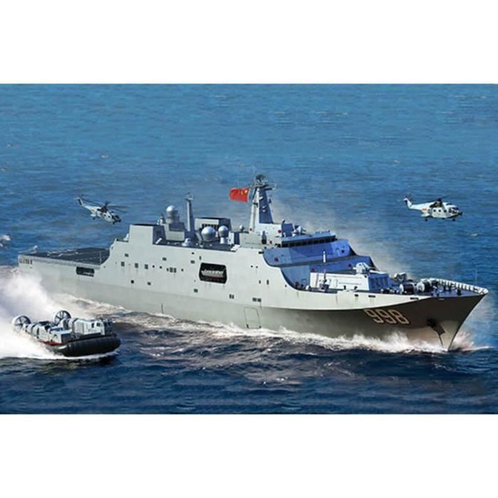 Modellboot – TRUMPETER – PLA Marine Typ 071 – 140 Teile – Eine Farbe