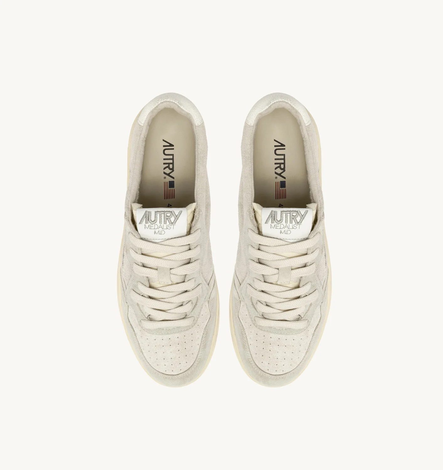 Adidași Medalist Low din piele întoarsă, culoare avorio