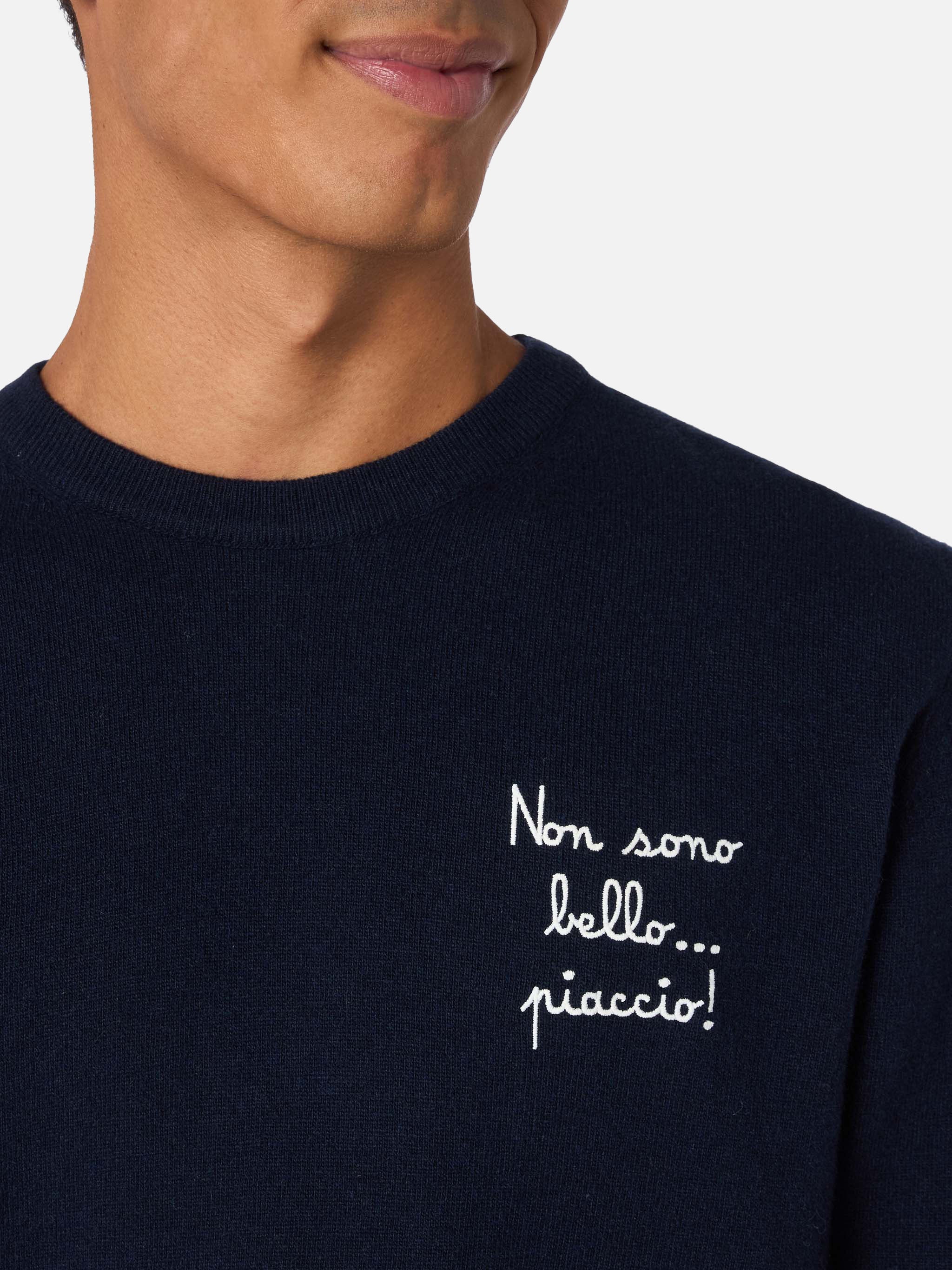 Heron Light herentrui met ronde hals in marineblauw en de tekst 