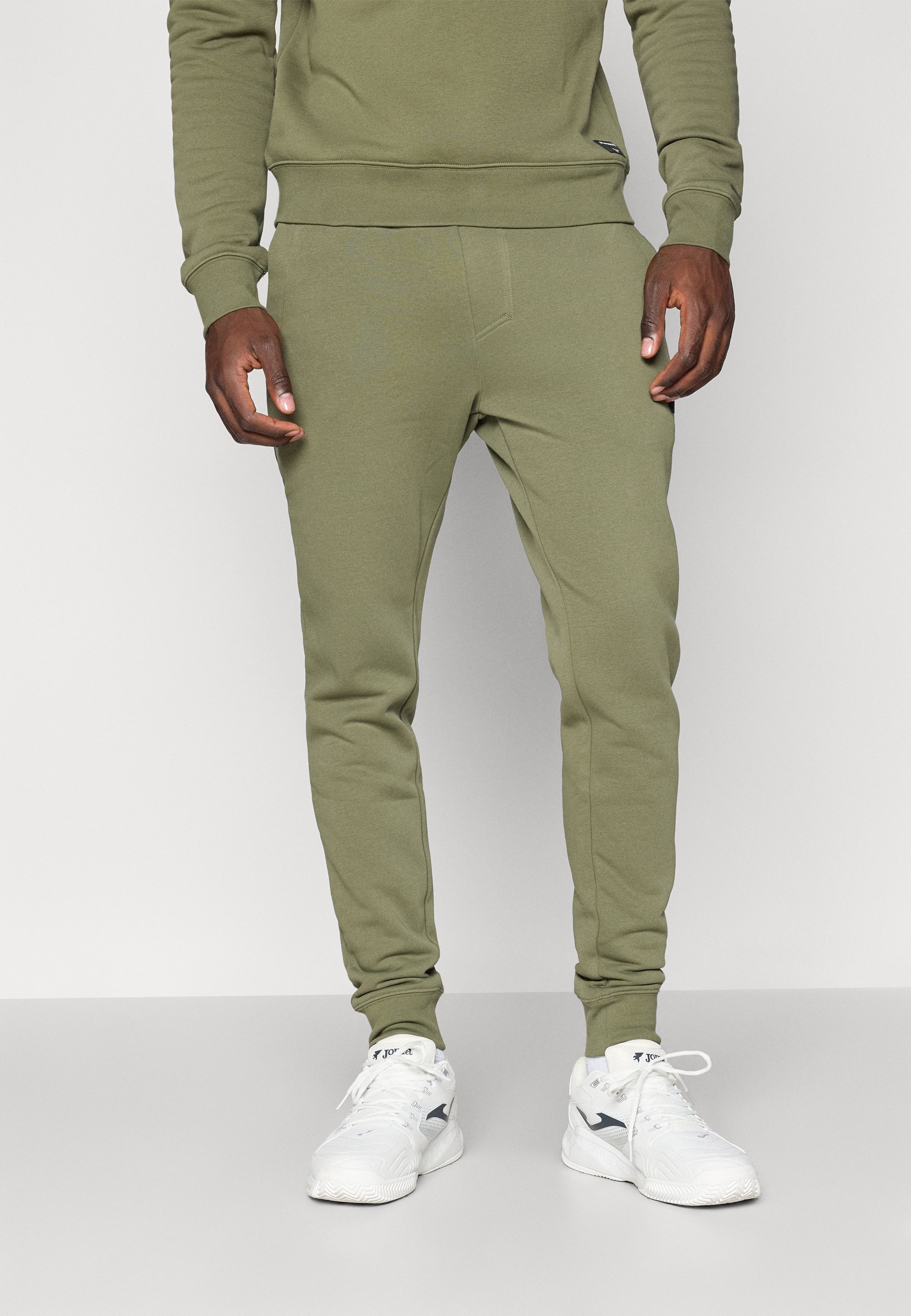 Björn Borg CENTRE TAPERED SWEATPANTS - Spodnie dresowe - dusty olive