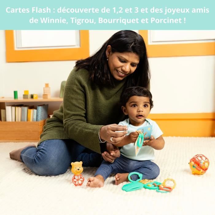 DISNEY BABY - WINNIE - Set regalo per neonati, 5 giocattoli tra cui 1 giocattolo per la dentizione di Winnie the Pooh e O-Ball, sonaglio e accessorio per passeggino.