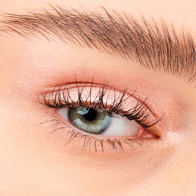 „Essence Luminous Eye Tint“ skysti akių šešėliai