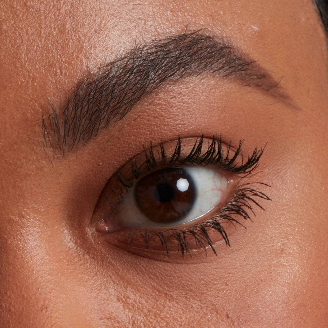 NYX Professional Makeup skropstu tuša On the Rise skropstu pastiprinātāja - 10 ml