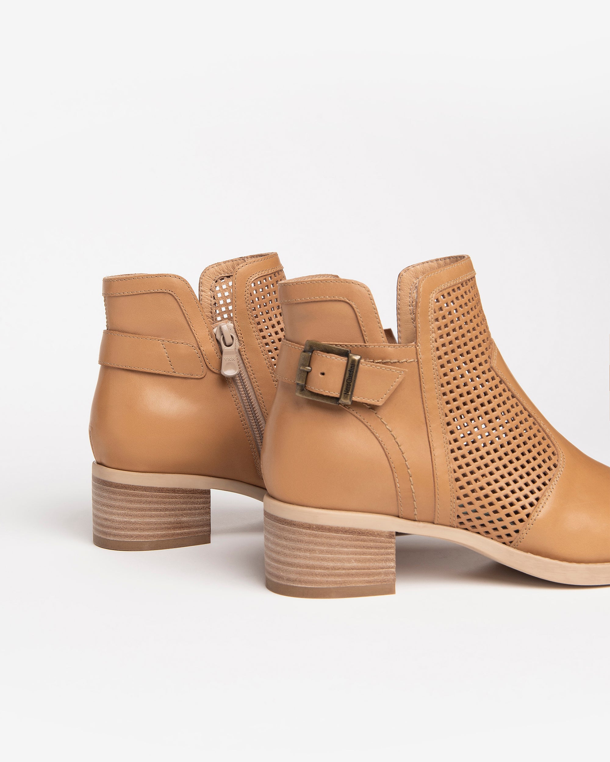  Damen-Ankle-Boots aus Leder