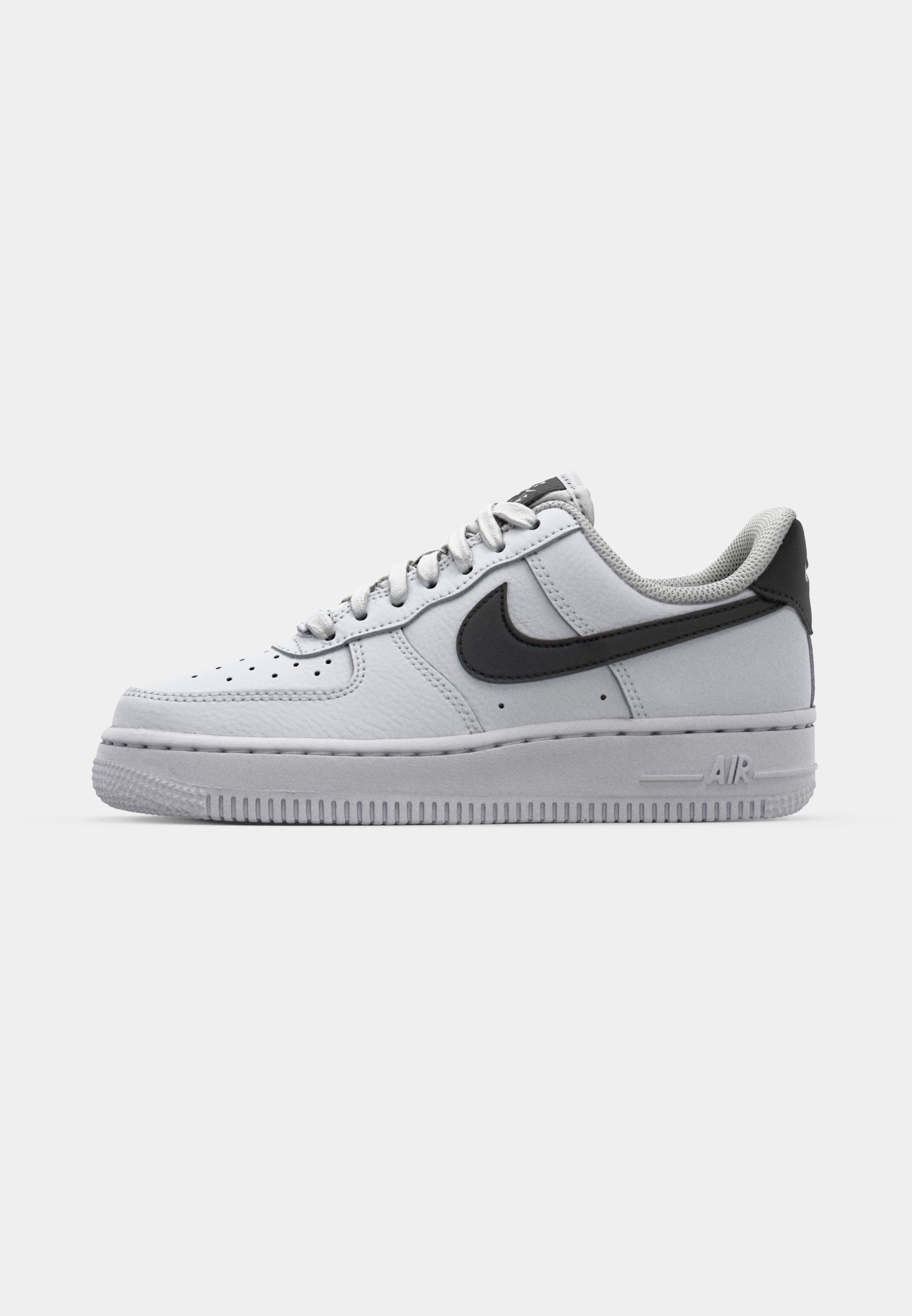 Tênis Nike Sportswear de cano baixo