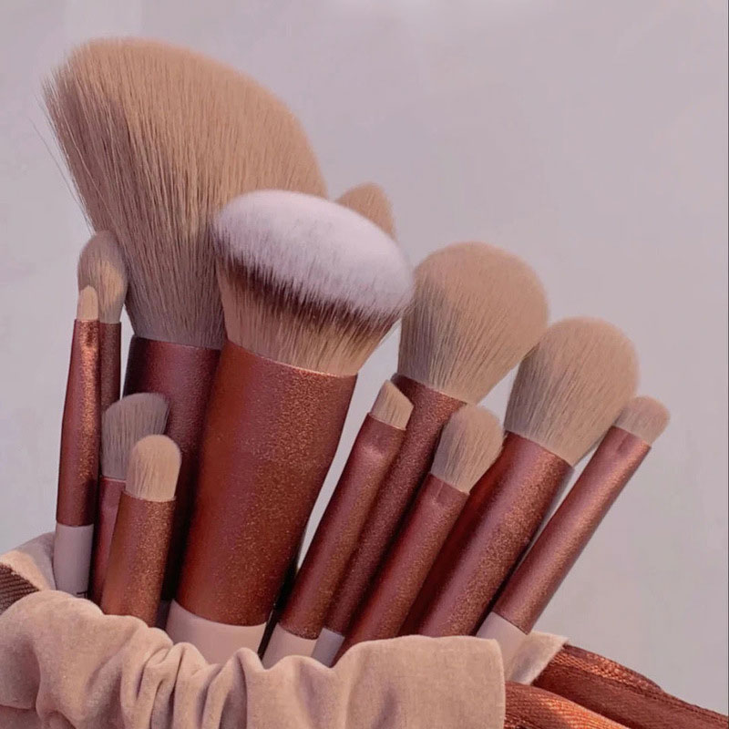 Set di 13 pennelli per il trucco morbidi e soffici per cosmetici, fondotinta, fard, cipria, ombretto, pennelli kabuki per sfumare, strumento di bellezza