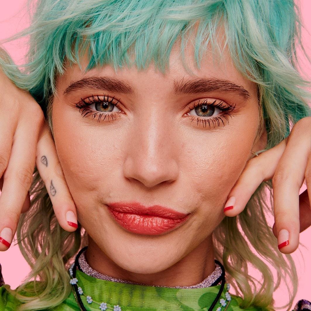 Kolekcia vodeodolných riaseniek Benefit Mascara BADgal BANG! – 8,5 g