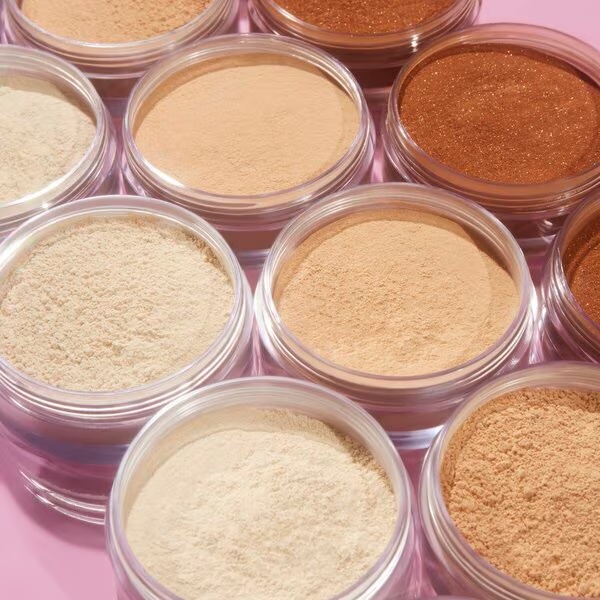 elf Halo Glow пудер за фиксирање лица средње величине<br>6.7g