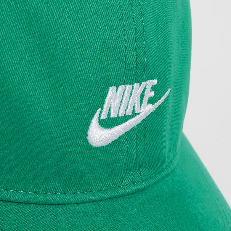 Futura Curve Brim Cap