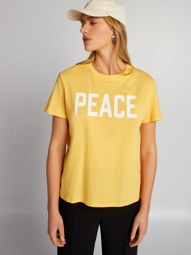 Camiseta 'Corações' - AMARELA