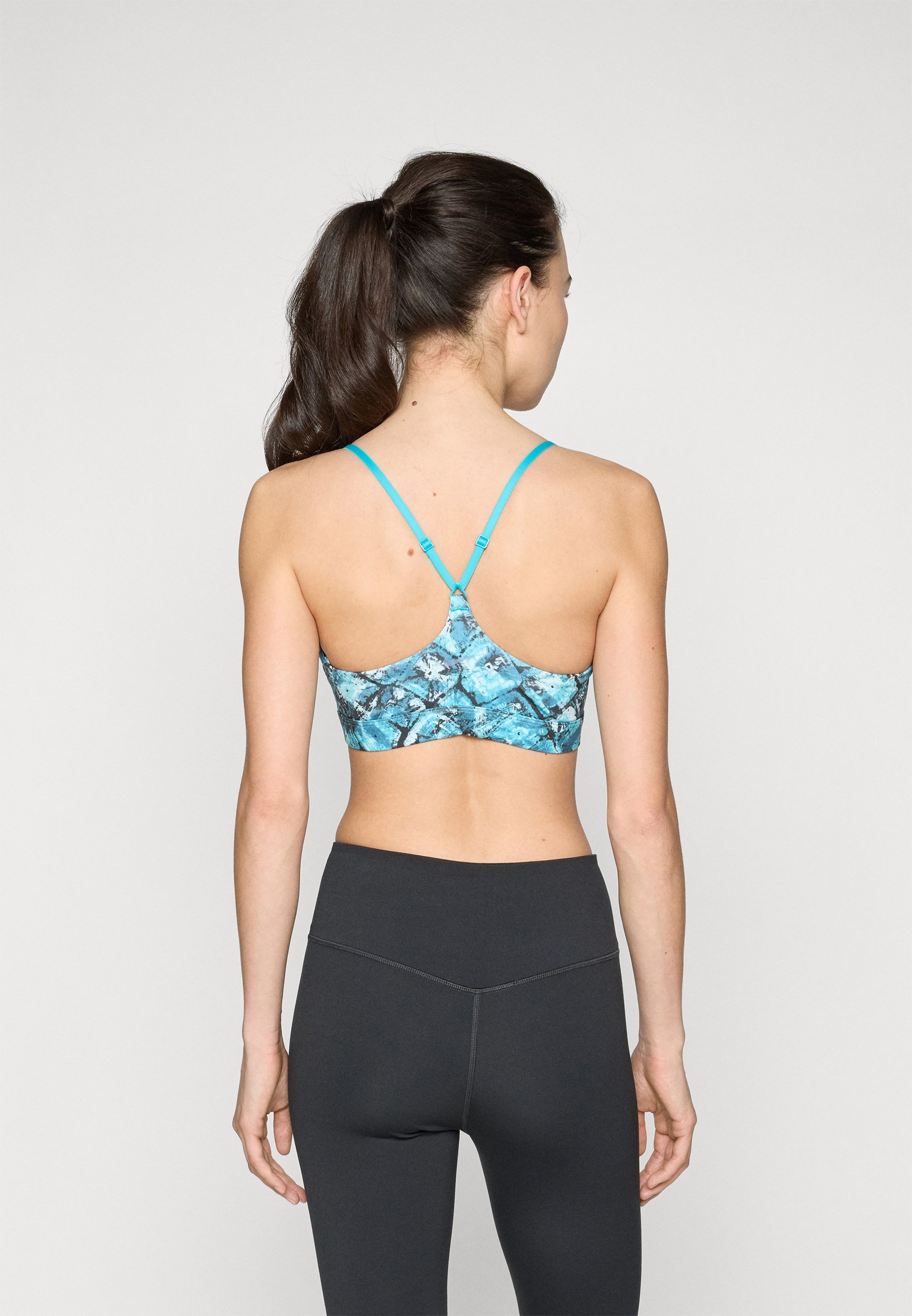 Nike Performance INDY BRA - Sportbeha met lichte ondersteuning - Dusty Cactus