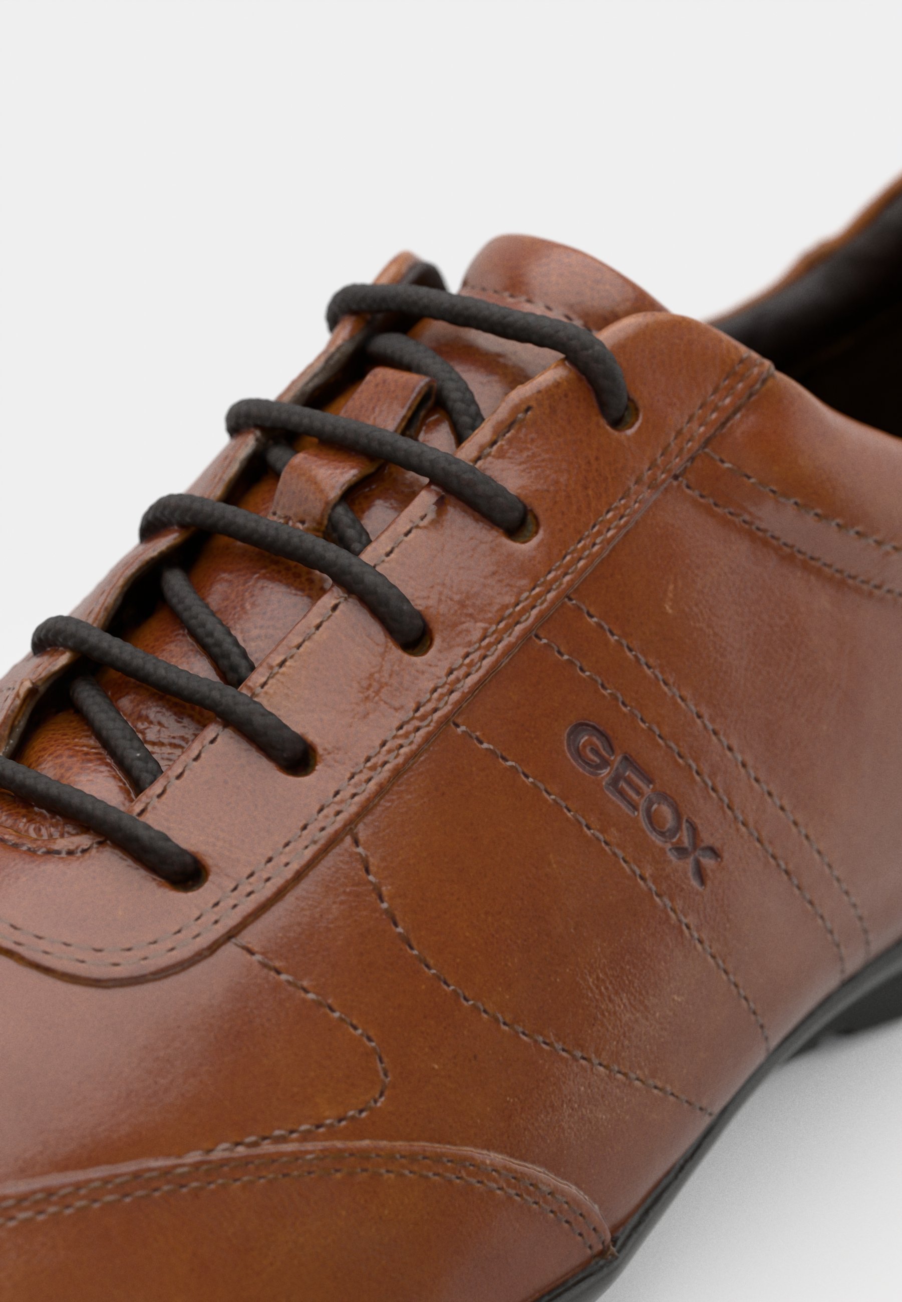 Geox UOMO SYMBOL - Casual veterschoenen - browncotto