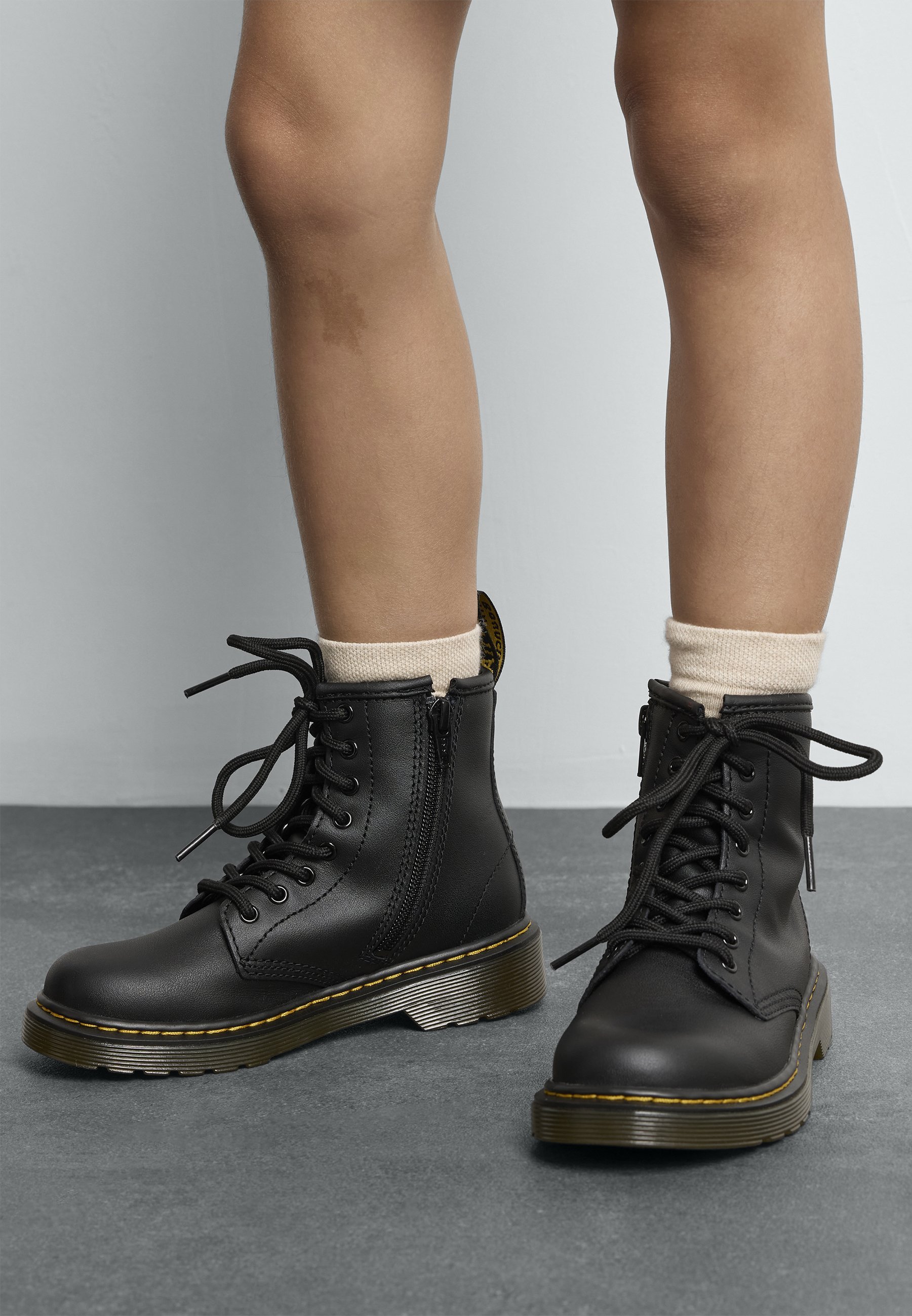 Dr. Martens 1460 J Softy - Bottines à lacets - noires