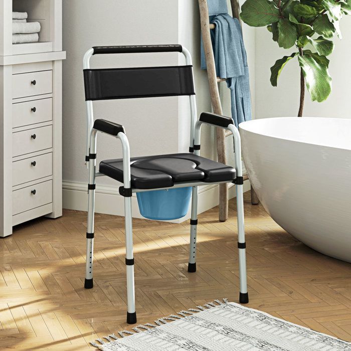 Chaise percée toilette - HOMCOM - pliable et antidérapante - hauteur réglable, siège et accoudoirs rembourrés, charge 150 kg - noir