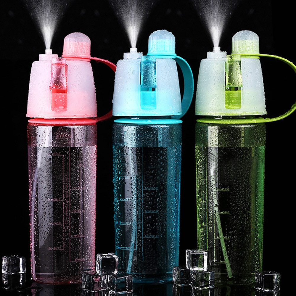 Gourde de sport 600 ml avec brumisateur intégré, étanche et portable, idéale pour le vélo, la gym, la plage et bien plus encore.