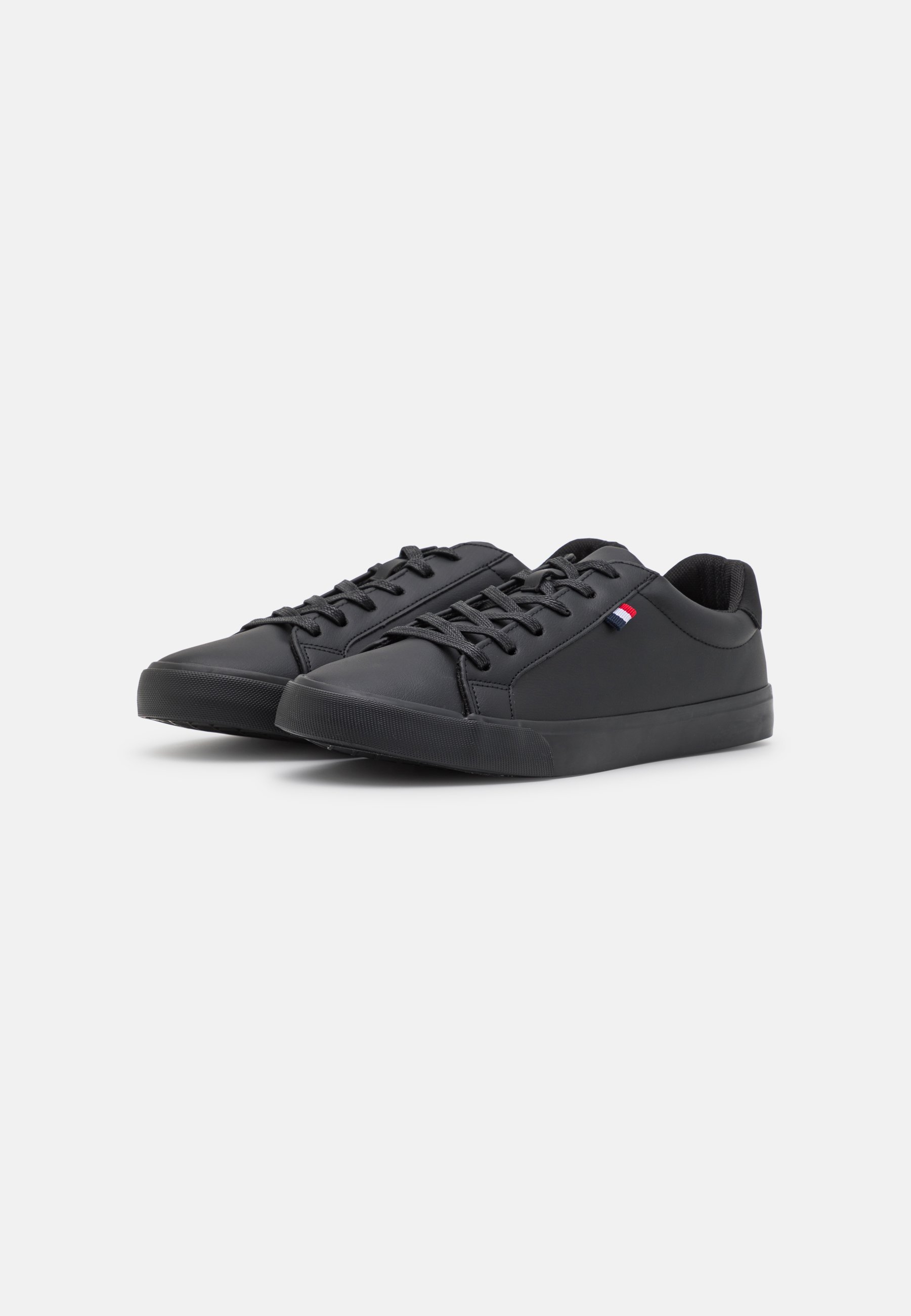 Pier One UNISEX - Trampki - czarne