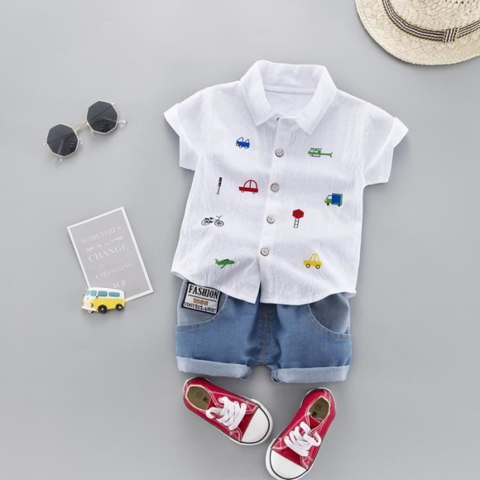 Conjunto de ropa de verano de algodón para niño: camisa de manga corta y pantalones vaqueros, color blanco.