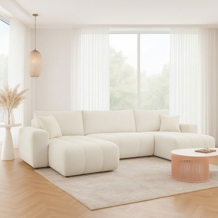 Sofá esquinero panorámico en forma de U Talia, tapizado en tela beige suave al tacto, repelente al agua y resistente a las manchas.