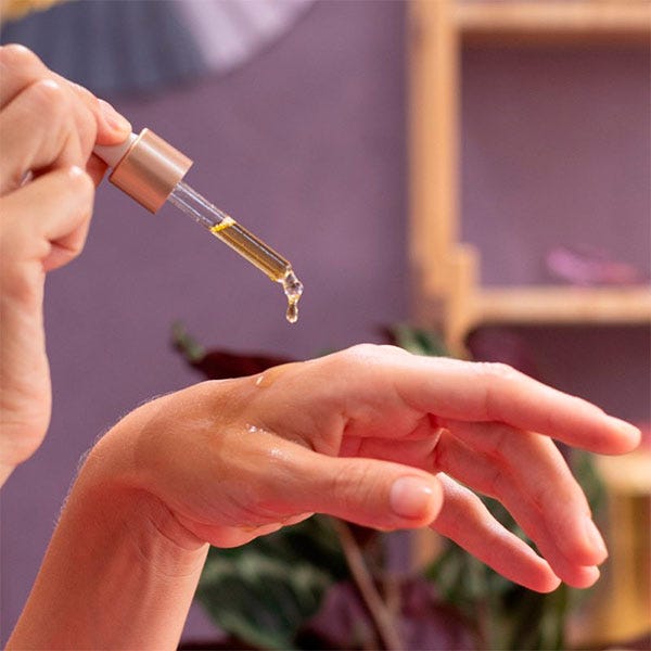 Gazdag Revitalizáló Arcszérum| 30ML